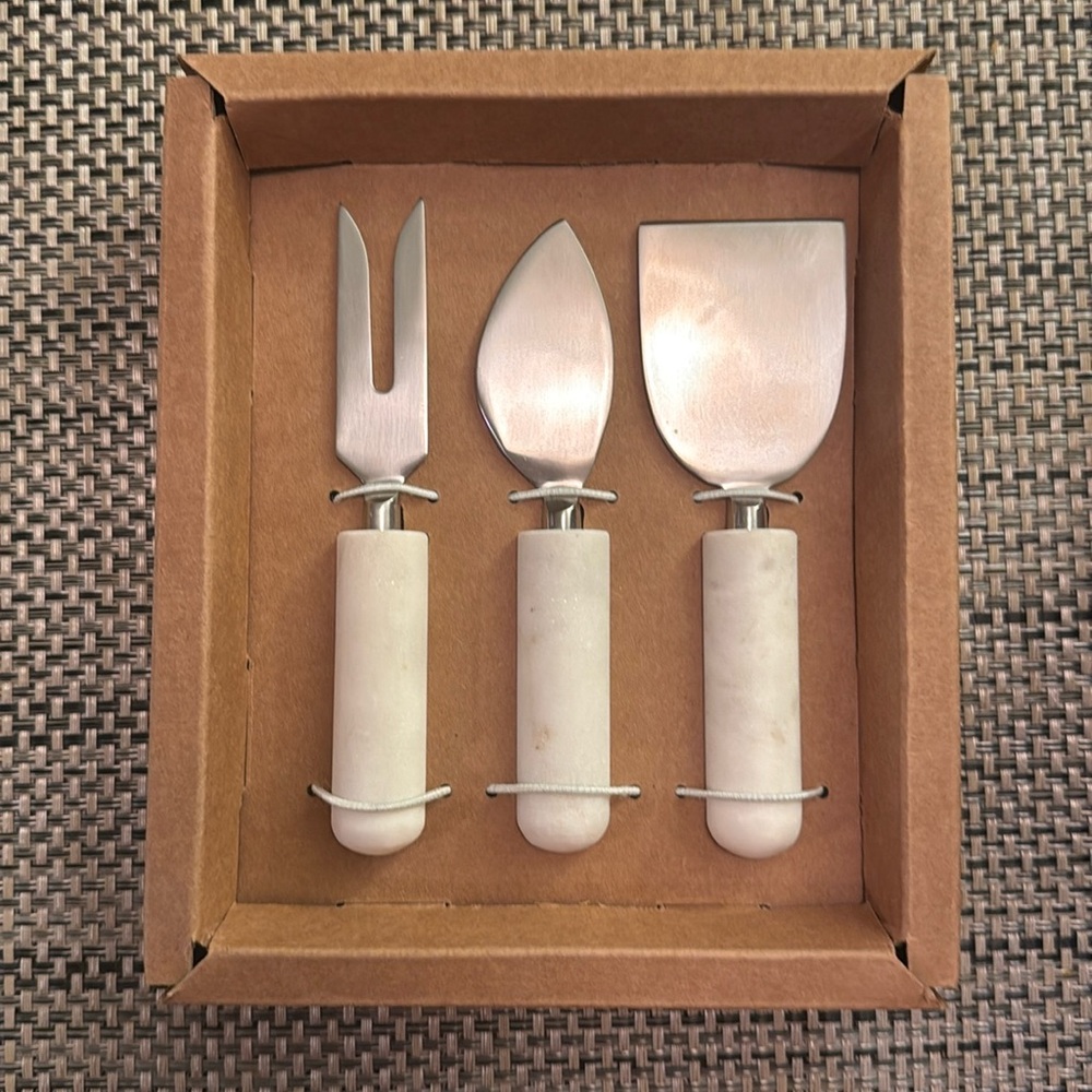 Crate and Barrel cheeseboard cutlery set